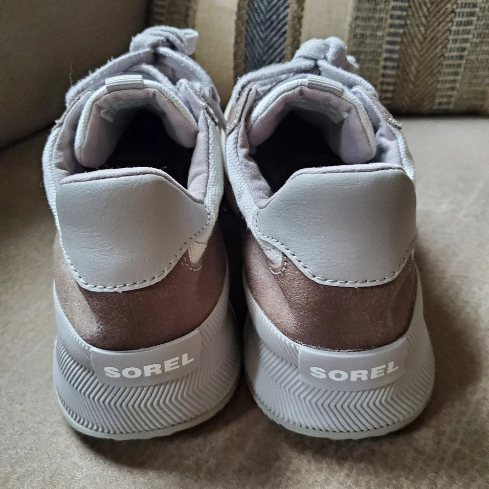 Sorel Out N About III City Sneaker Waterproof Womens Size 9.5 In Moonstone Dove